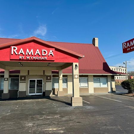 Ramada By Wyndham Lumberton Hotel Kültér fotó