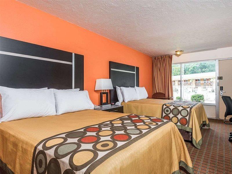 Ramada By Wyndham Lumberton Hotel Kültér fotó