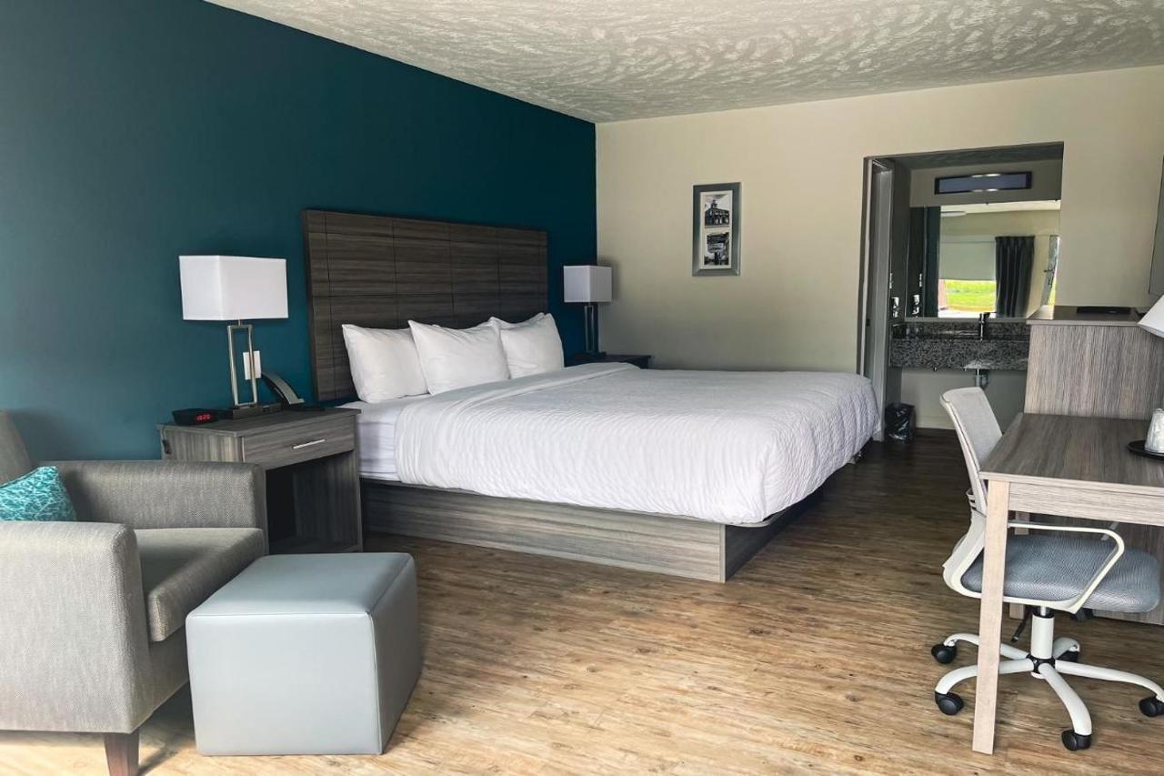 Ramada By Wyndham Lumberton Hotel Kültér fotó